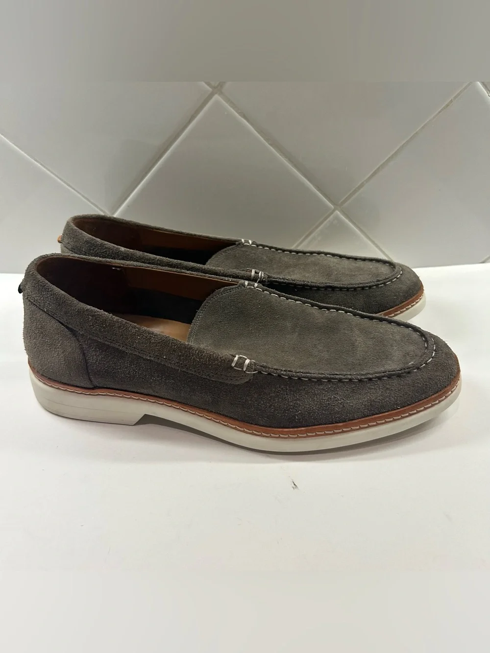 Allen Edmonds Men's Cabin Suede Wilder Venetian Slip-On Loafer Shoe Size 11D
